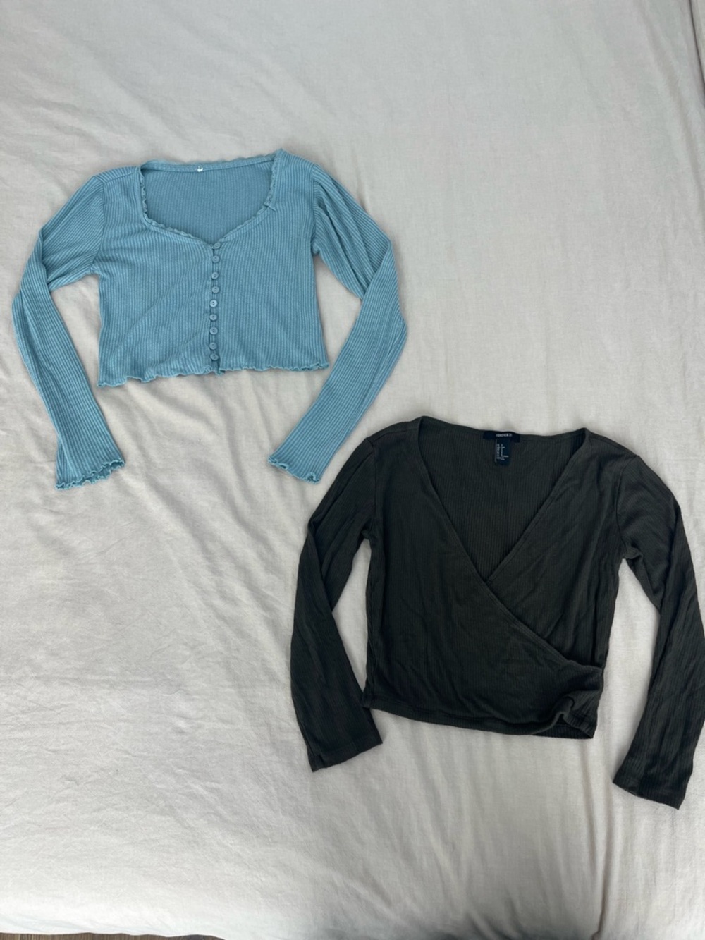 Forever 21 Light Blue and Olive Green Ribbed Crop Top Bundle - Size S